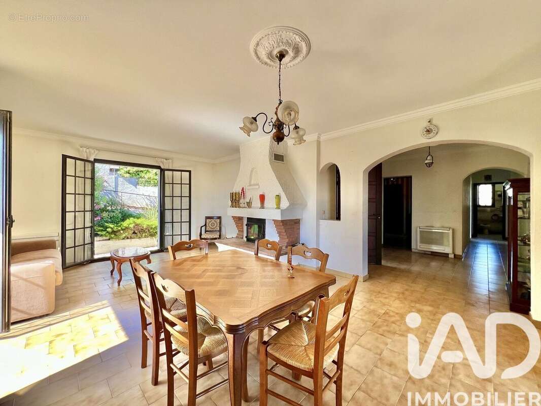 Photo 5 - Maison à FREJUS