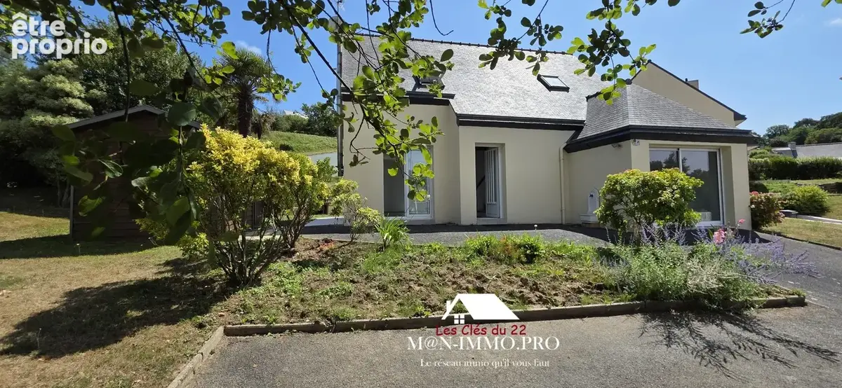 Maison à TREDREZ-LOCQUEMEAU