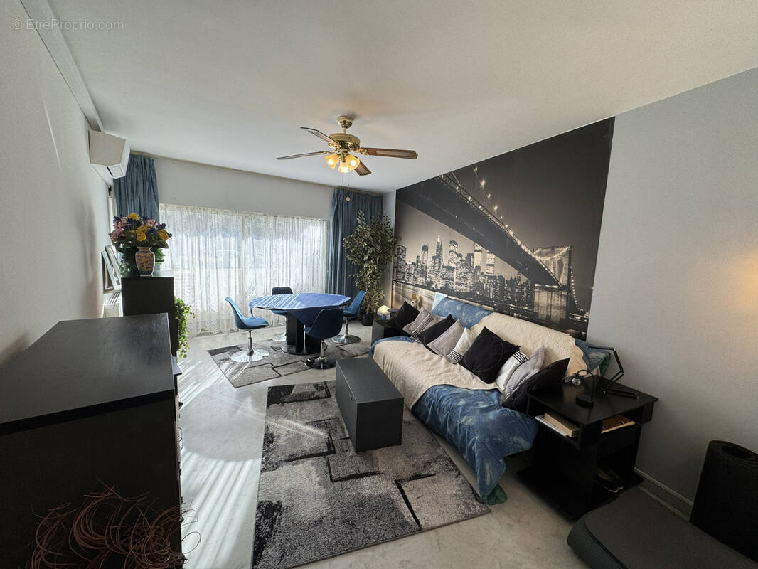 Appartement à ROQUEBRUNE-CAP-MARTIN