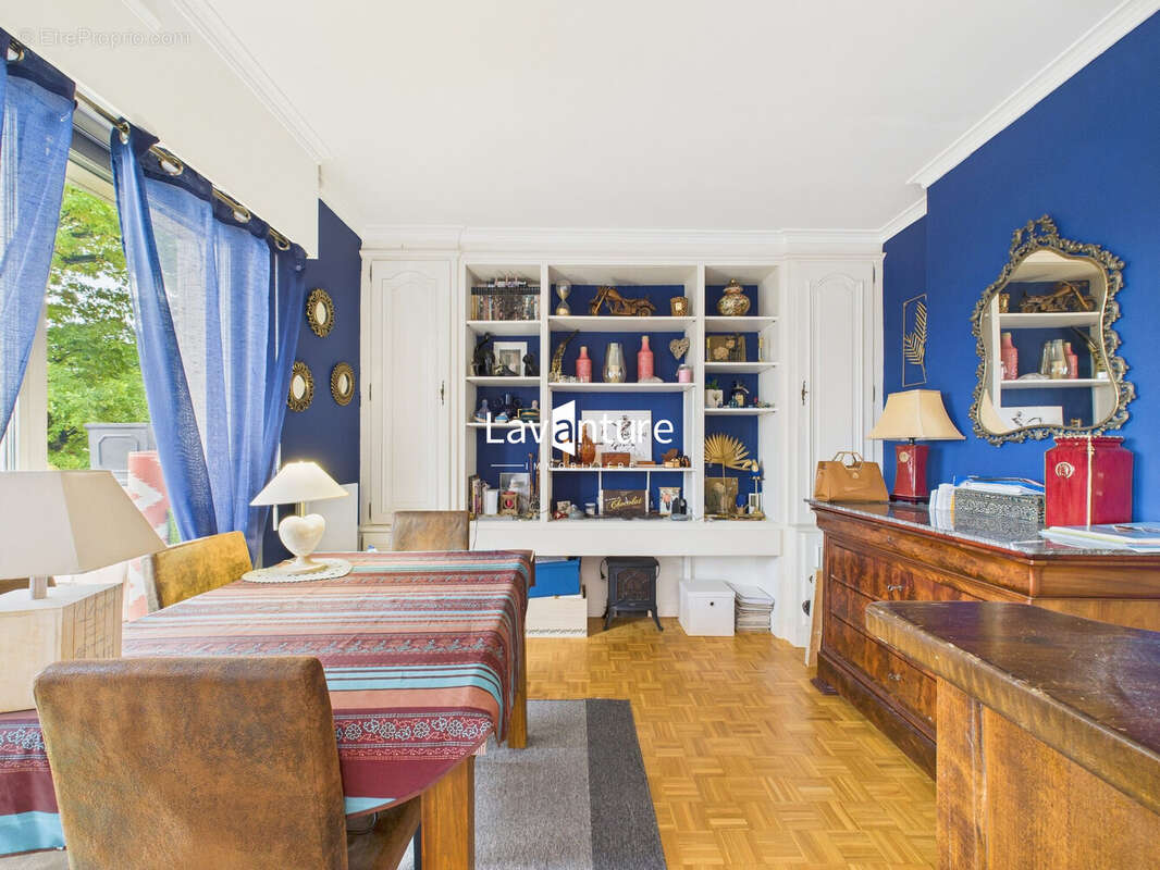 Appartement à LE PLESSIS-ROBINSON