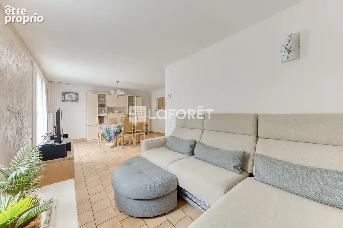 Maison Pontault Combault 4 pièce(s) 72.85 m2 - photo 3