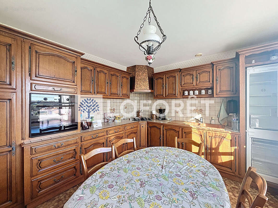 Maison à SAINT-LOUP-LAMAIRE