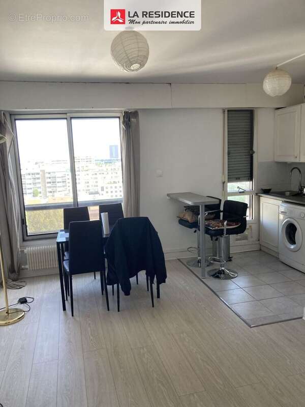 Appartement à PARIS-19E
