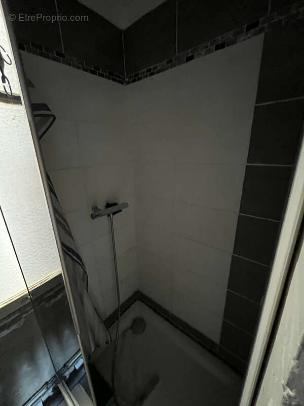 Appartement à MARSEILLE-4E