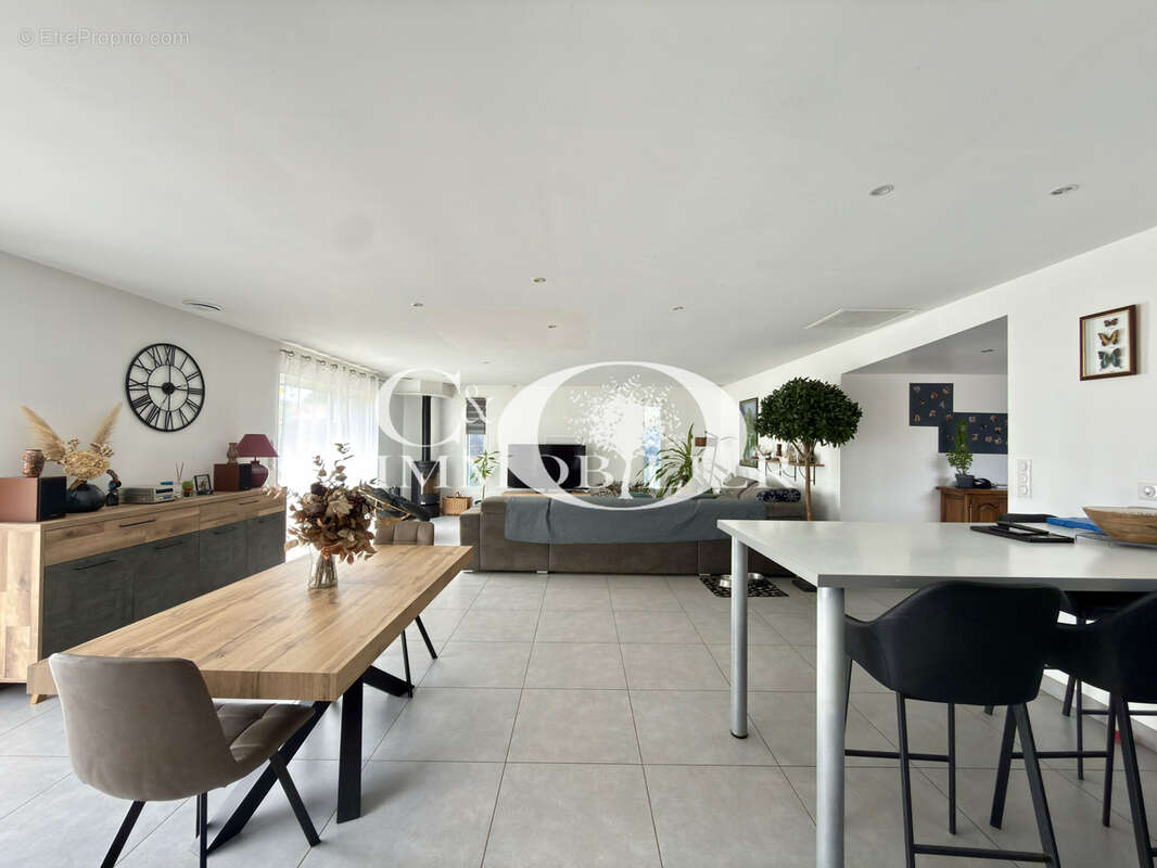 Maison à TOUVOIS