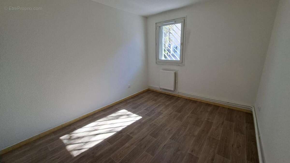À vendre – T3 de 65 m² avec terrasse – Résidence sécurisée - photo 5