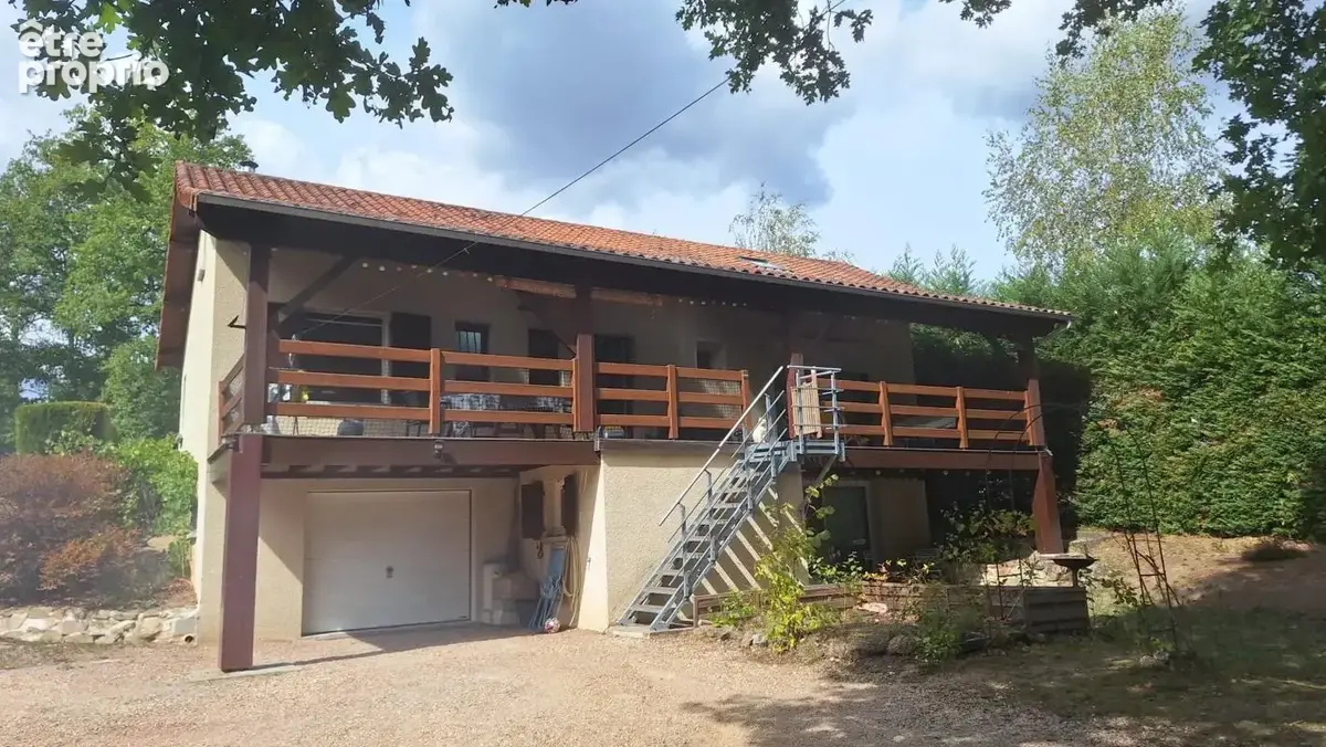 Maison à SAINT-ESTEPHE
