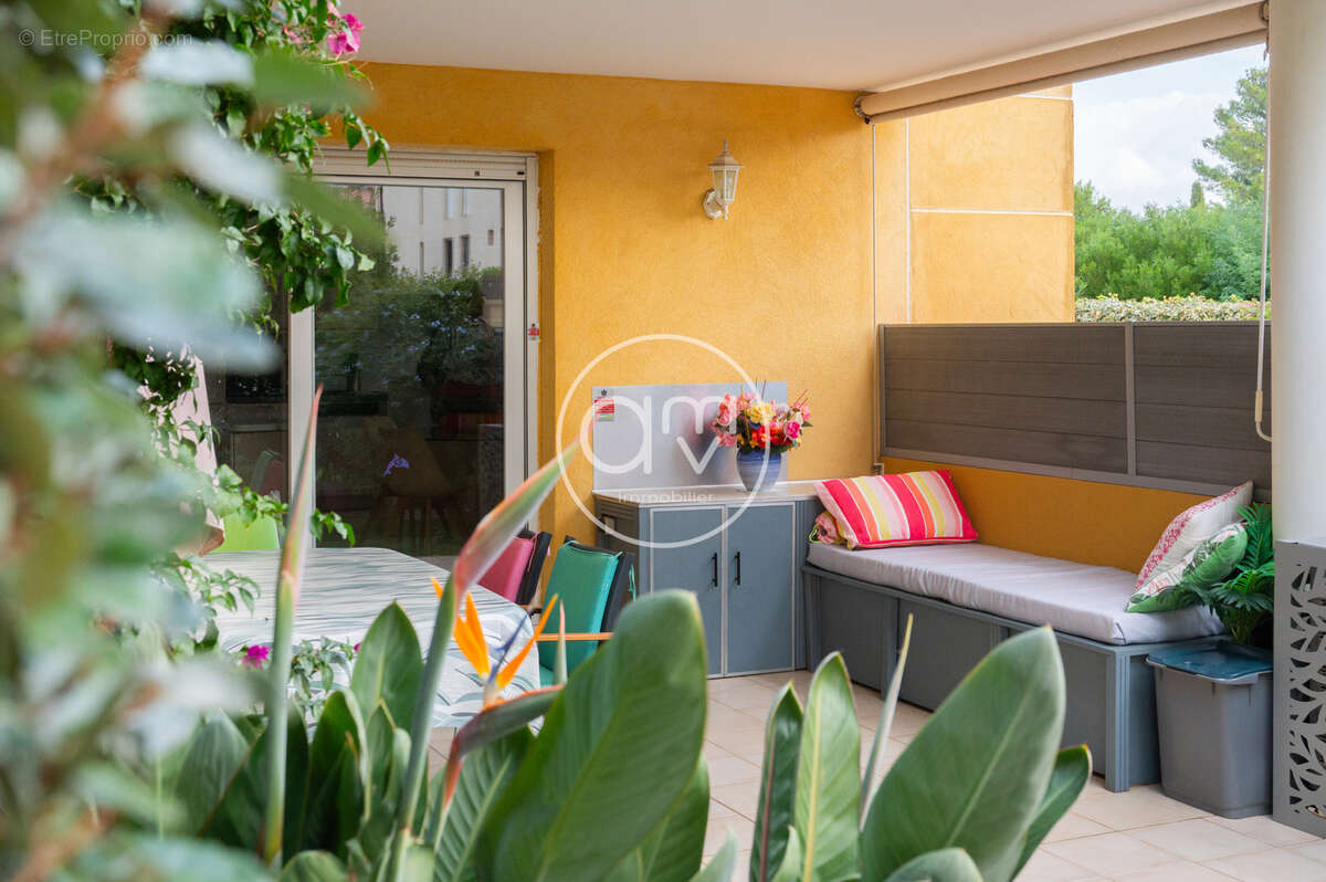 Appartement à BORMES-LES-MIMOSAS