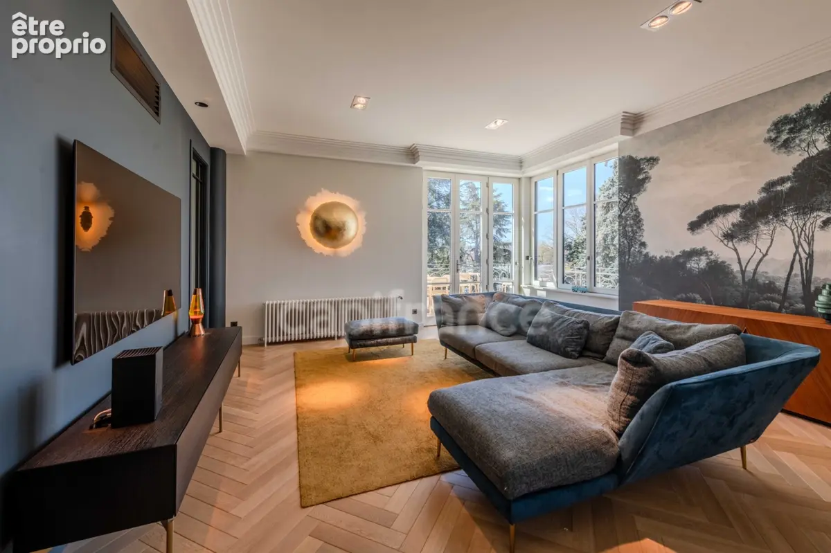 Une propriété de caractère, discrète et élégante, où le charme de la Belle Époque rencontre le confort d’une rénovation récente - photo 14