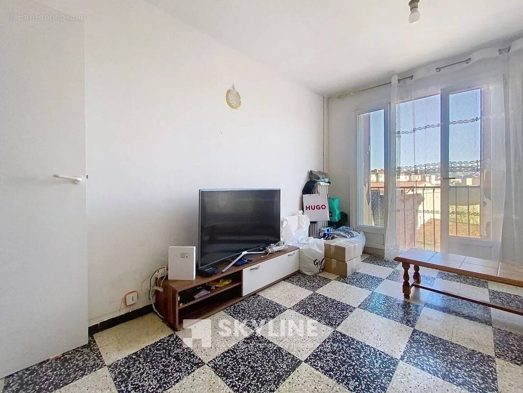 Appartement à MARSEILLE-2E