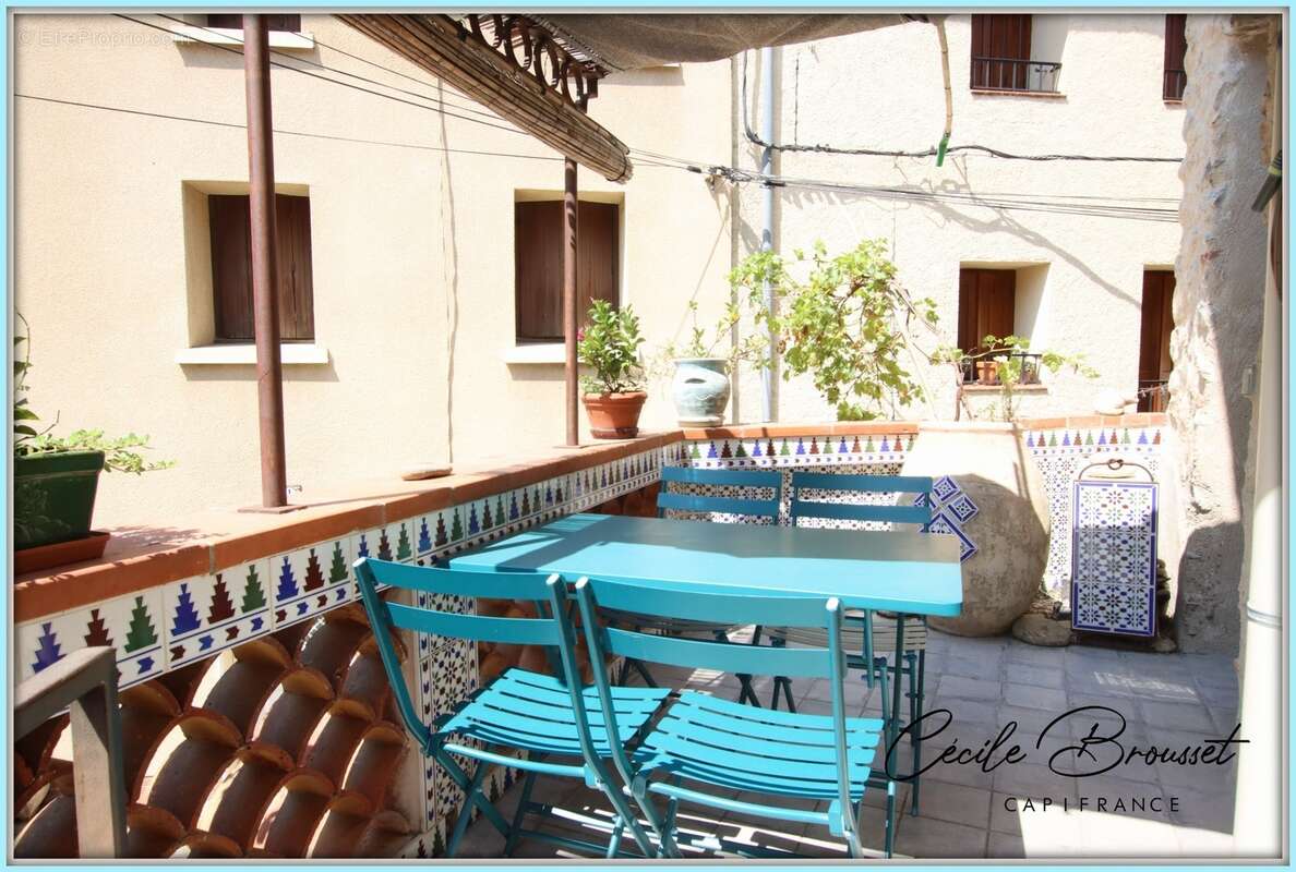Maison de caractère avec garage, terrasse panoramique et appartement T2 à fort rendement – Saint-Jean-Pla-de-Corts (66490) - photo 16