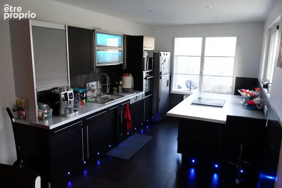 Maison 7 pièces 127 m² à vendre à Thomery (77810) - photo 2