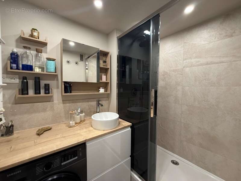 Appartement à MONT-SAINT-AIGNAN