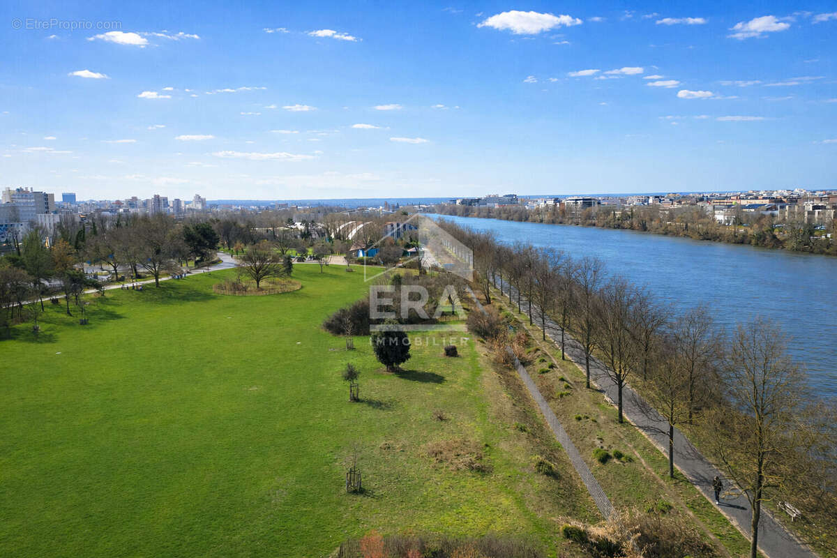 Appartement à COLOMBES