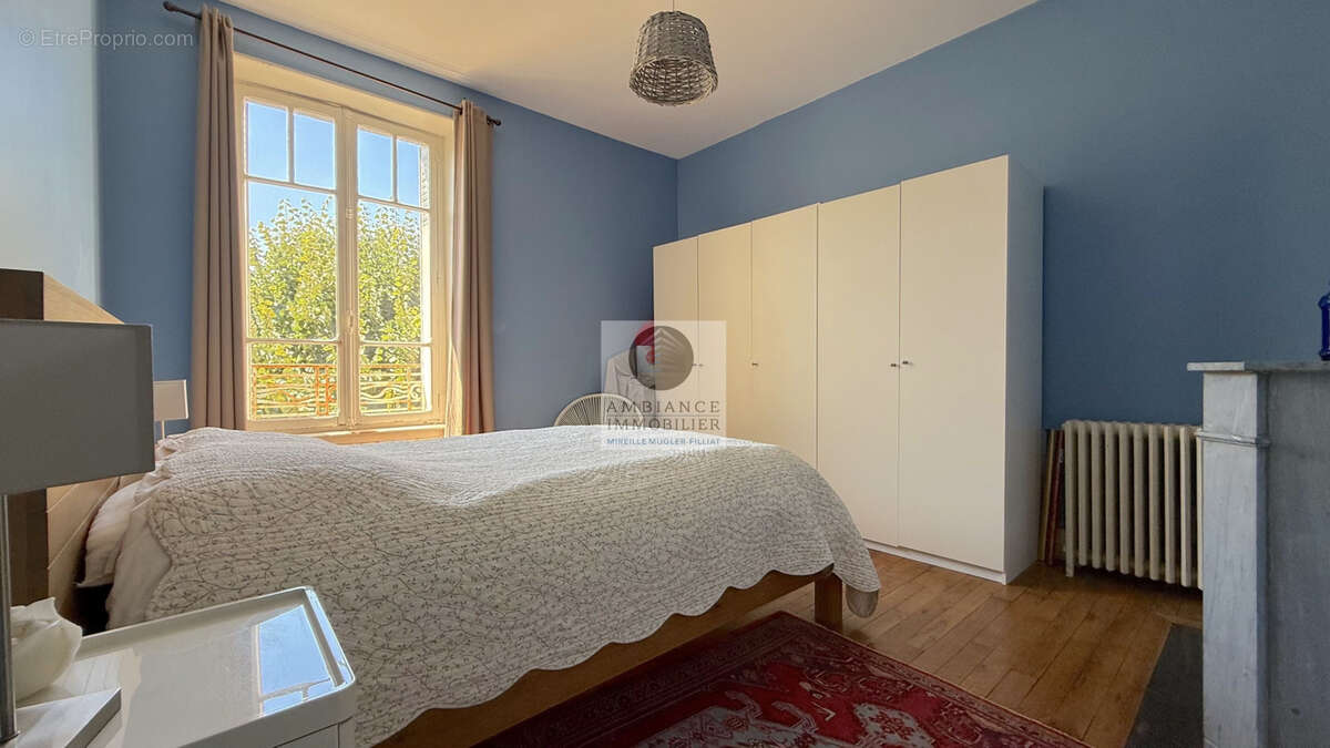 Maison à LES OLLIERES-SUR-EYRIEUX