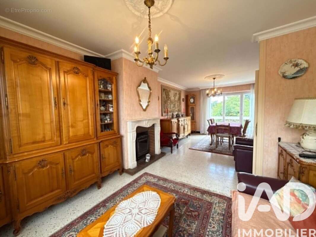 Photo 3 - Maison à FLEURY-LES-AUBRAIS