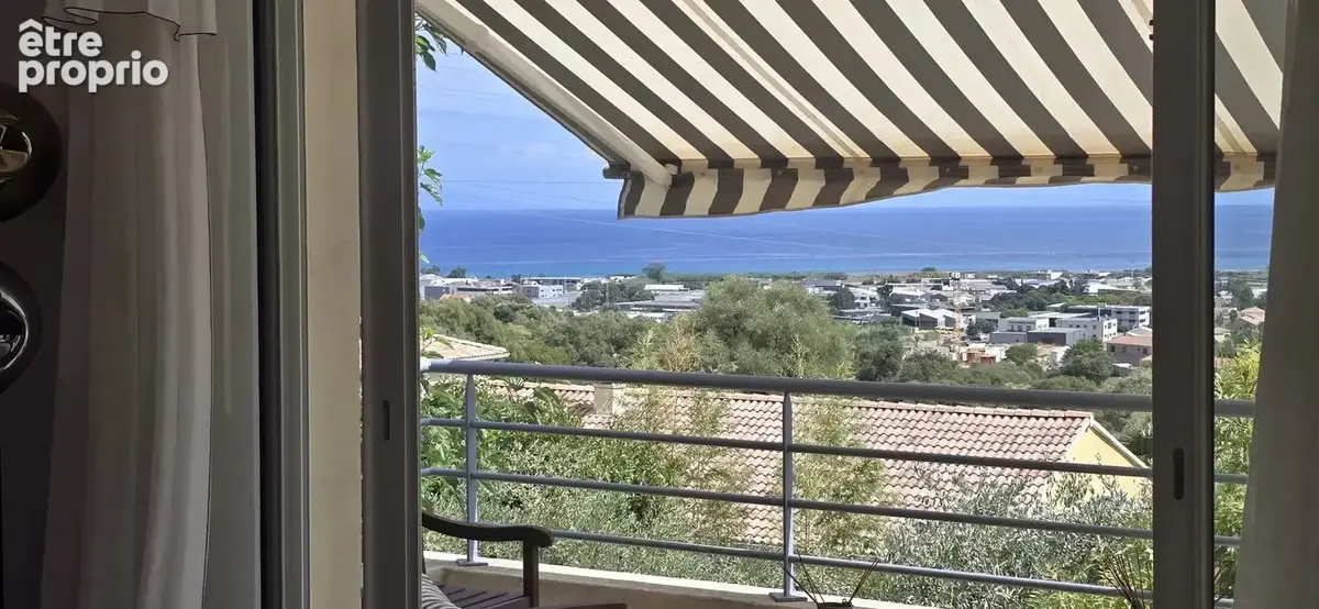 Belle villa moderne Type 4 / piscine. - photo 8