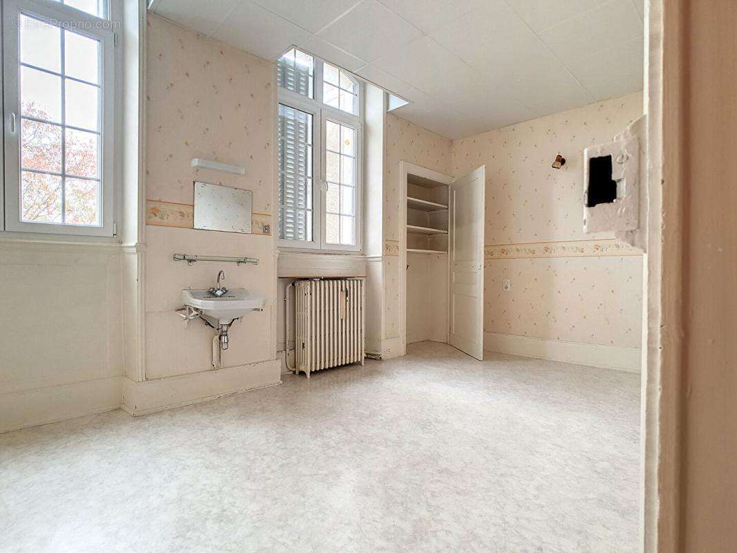 Maison à LUXEUIL-LES-BAINS