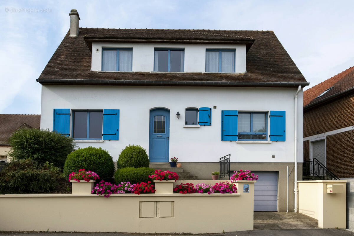 Maison à BEAUVAIS