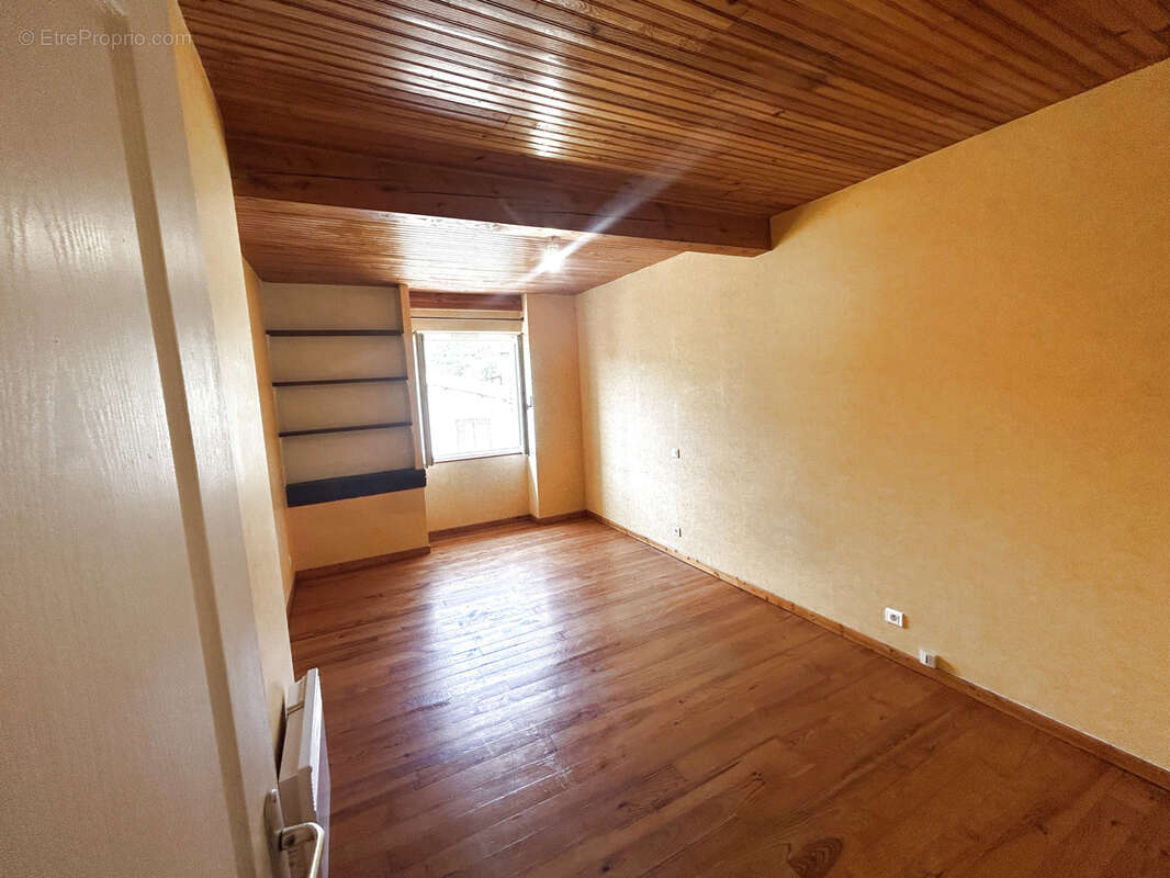 Maison à MONTEGUT-PLANTAUREL