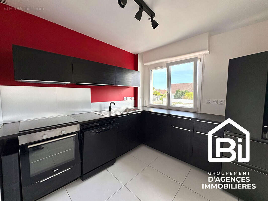 Appartement à CORMELLES-LE-ROYAL