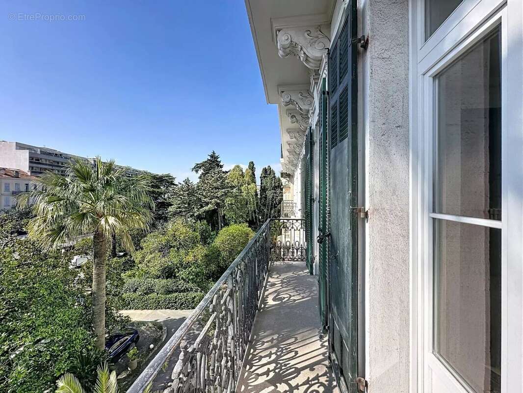 Appartement à CANNES