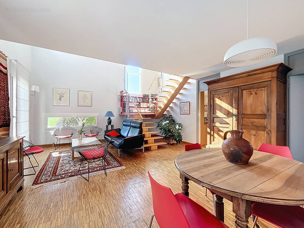 Maison à VELARS-SUR-OUCHE