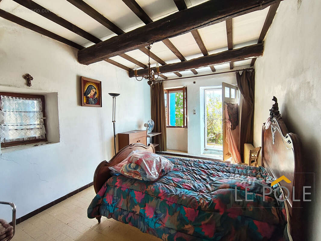 Maison à CLANSAYES