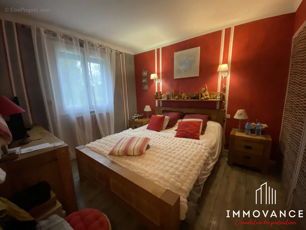 Maison à DURFORT-ET-SAINT-MARTIN-DE-SOSSENAC