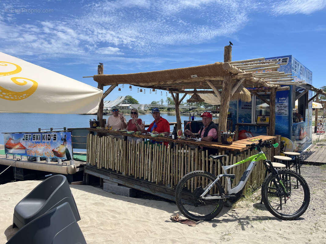 Commerce à AGDE