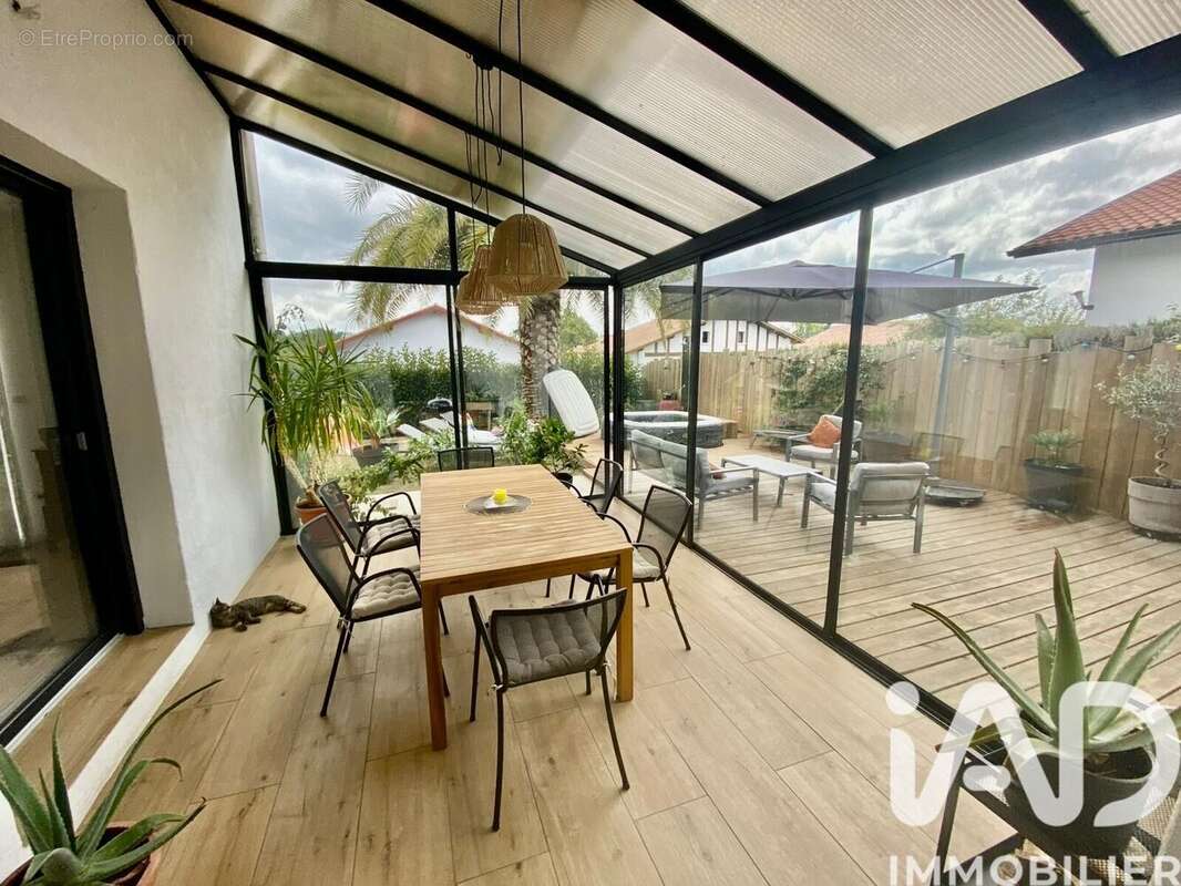 Maison 200 m² à Anglet  - photo 9
