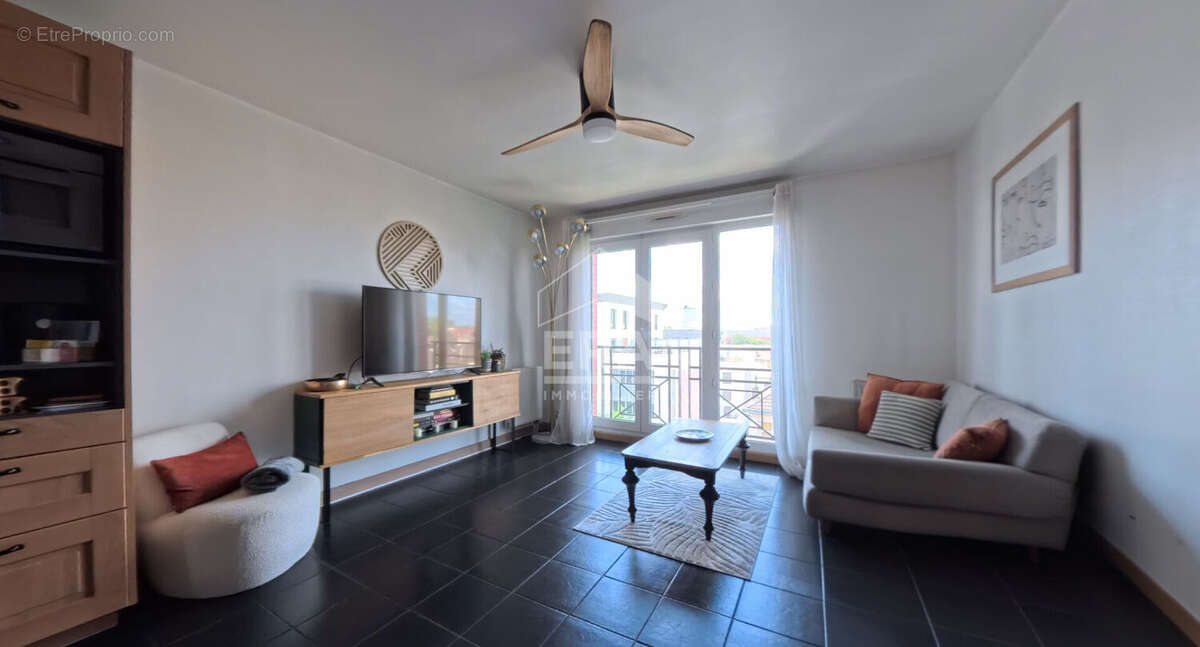 Appartement f3 avec parking - bd marcel sembat - photo 2