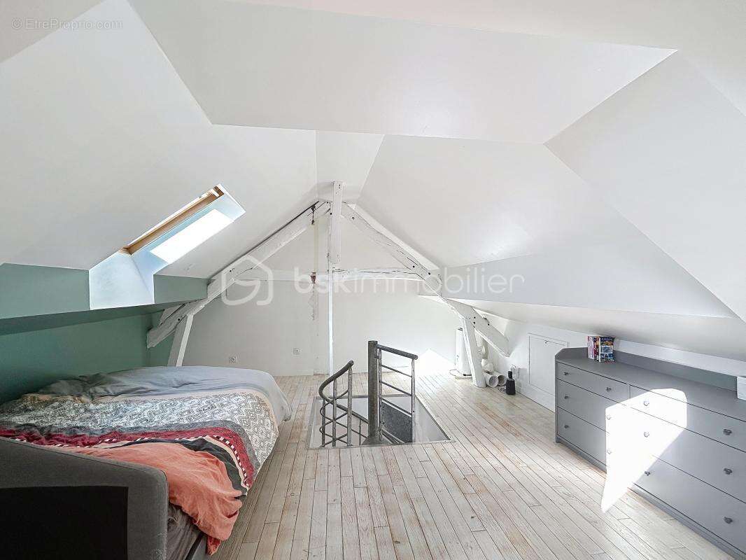 Maison à CORBEIL-ESSONNES