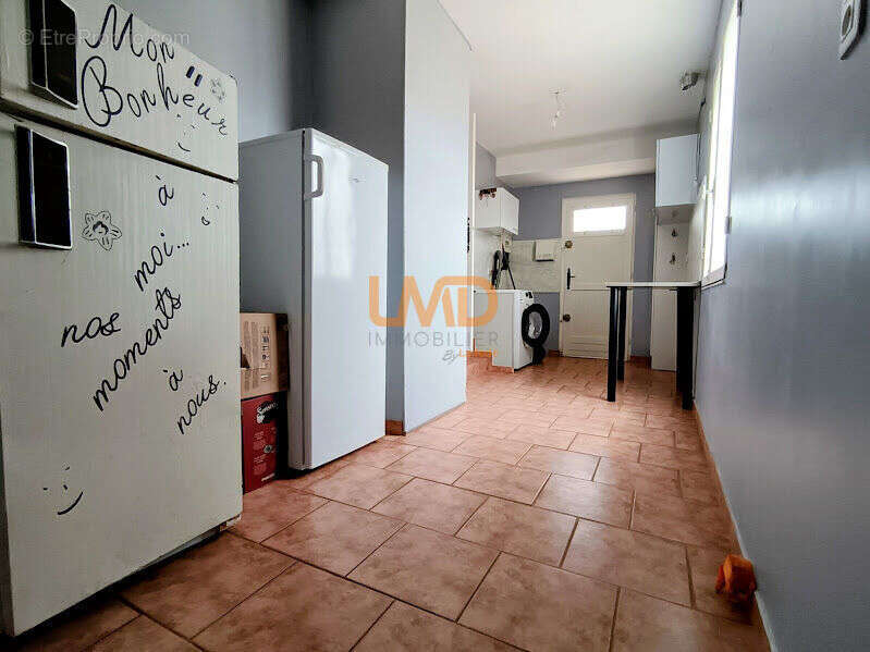 Maison avec fort potentiel, jardin piscinable et panneau solaire - photo 10