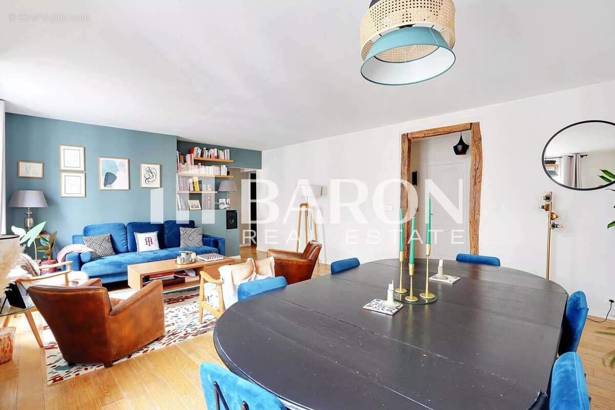 Appartement à PARIS-16E