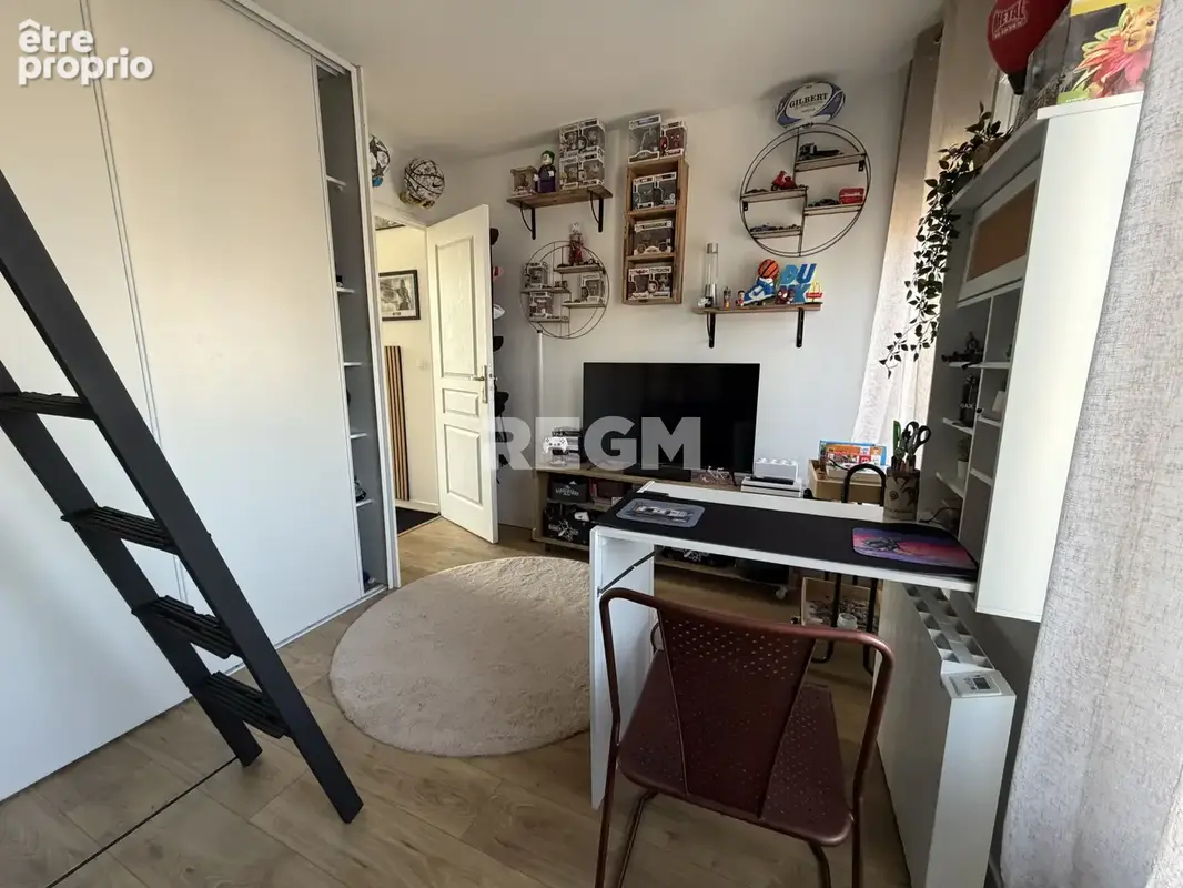 Maison 3 chambres avec cour et dépendance. - photo 10