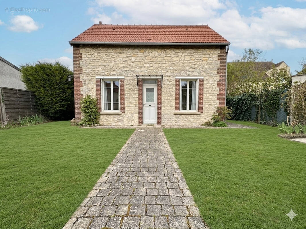 Maison à SENLIS