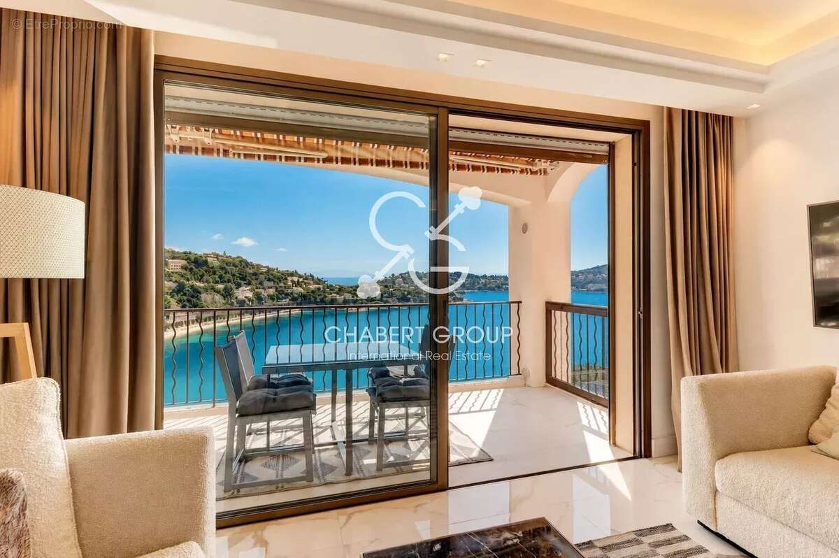 Appartement à VILLEFRANCHE-SUR-MER