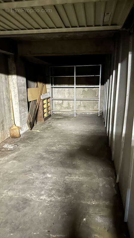 Parking à PARIS-19E