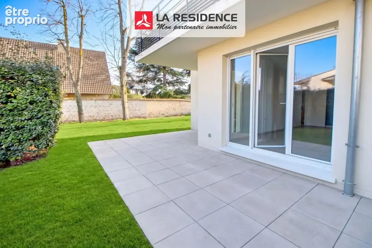 Appartement à VERNEUIL-SUR-SEINE