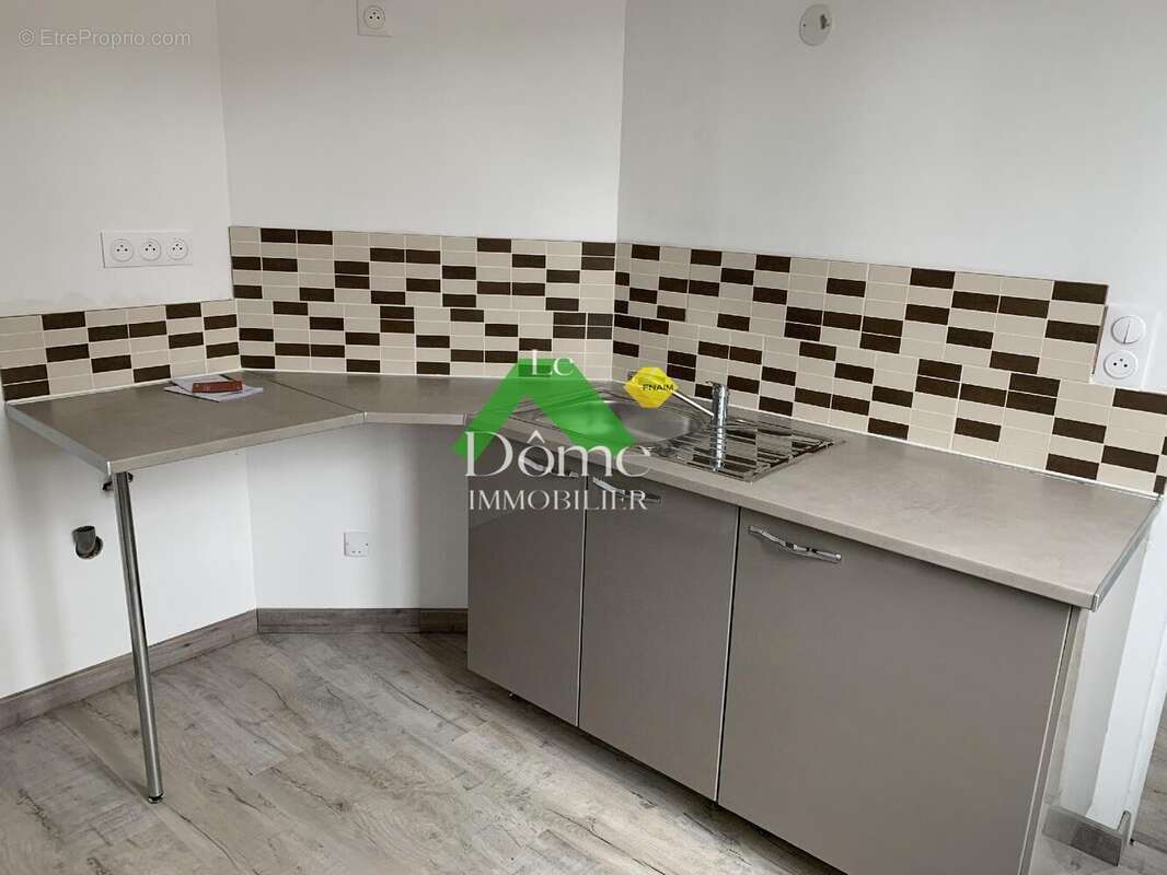 Appartement 340 m² à Chambors  - photo 8