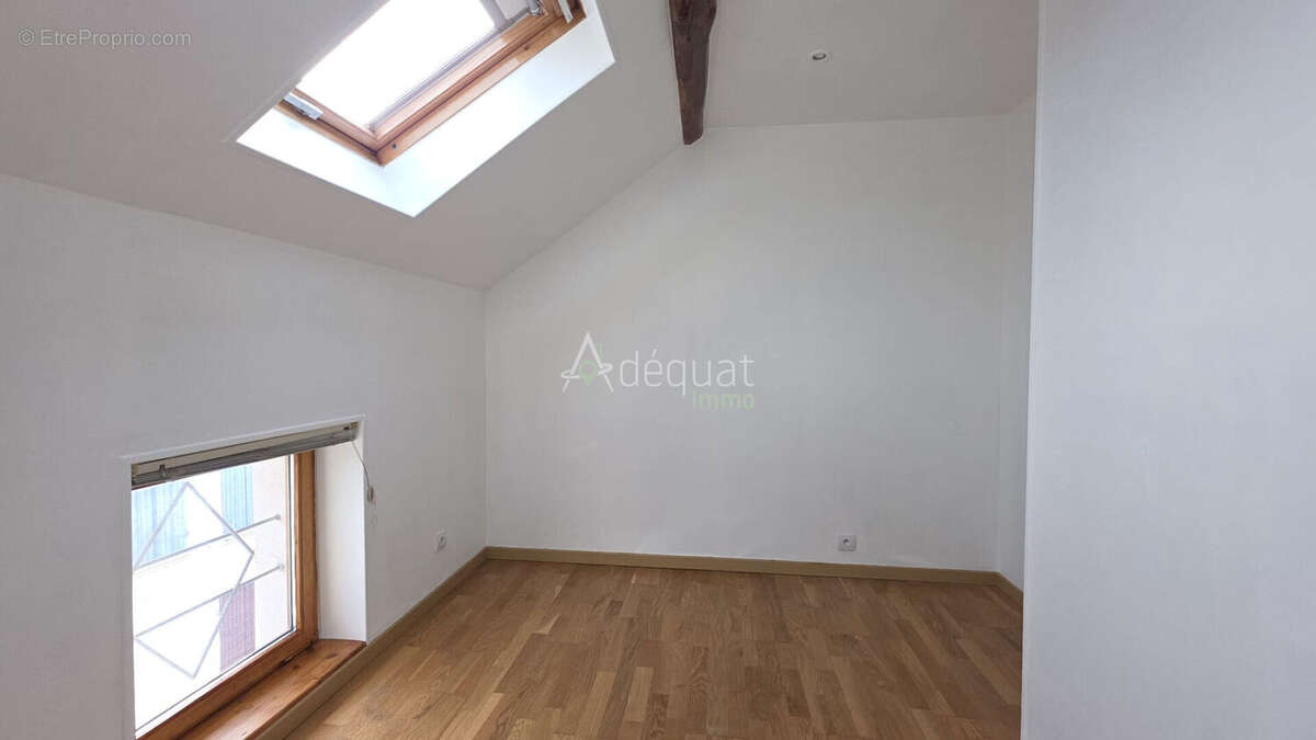 Appartement à VIARMES