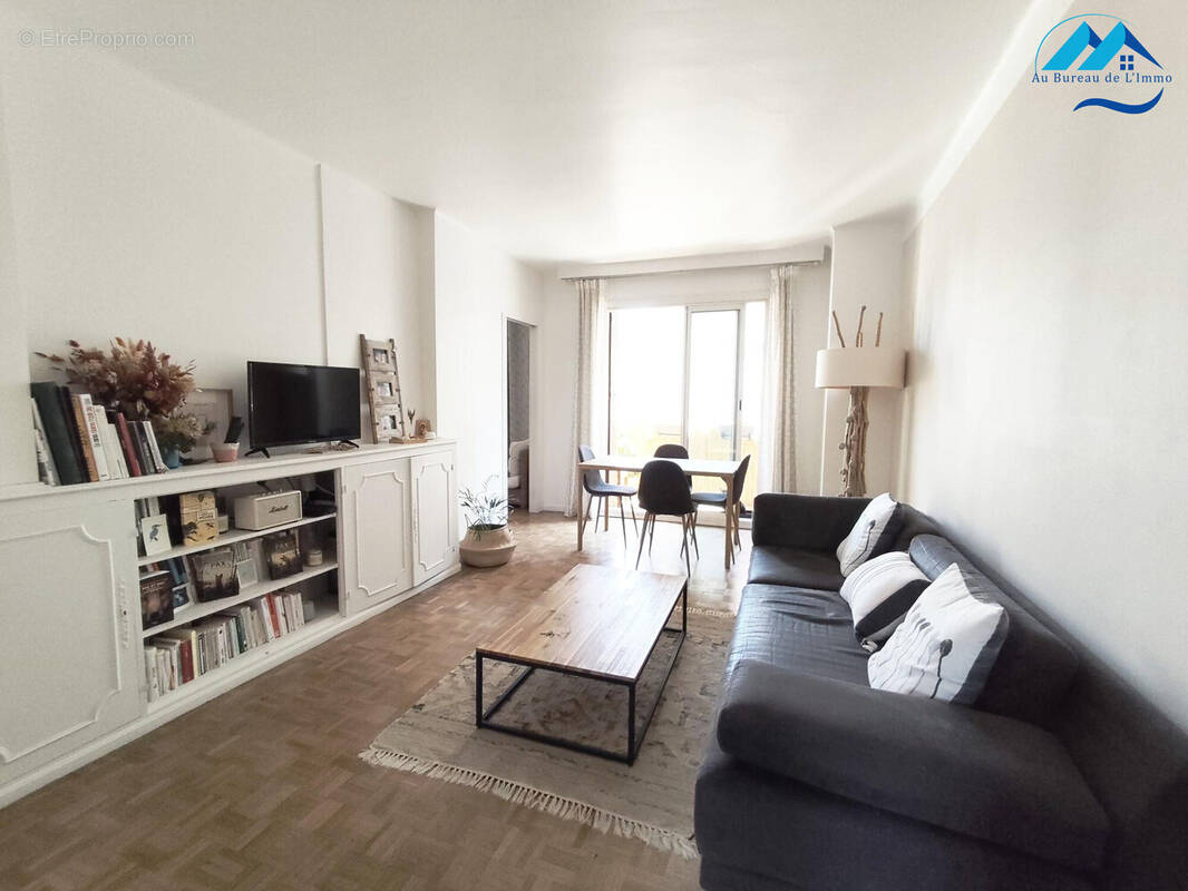 Appartement à MARSEILLE-8E
