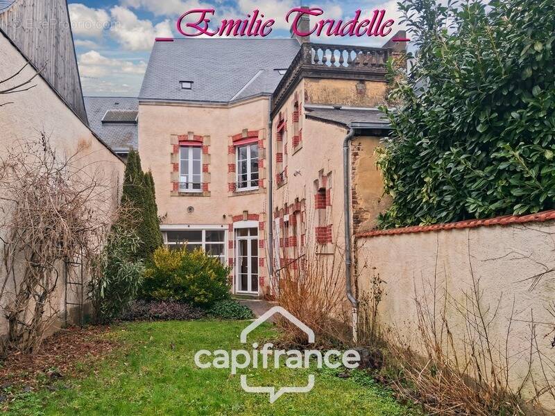 Maison à SAINT-CALAIS