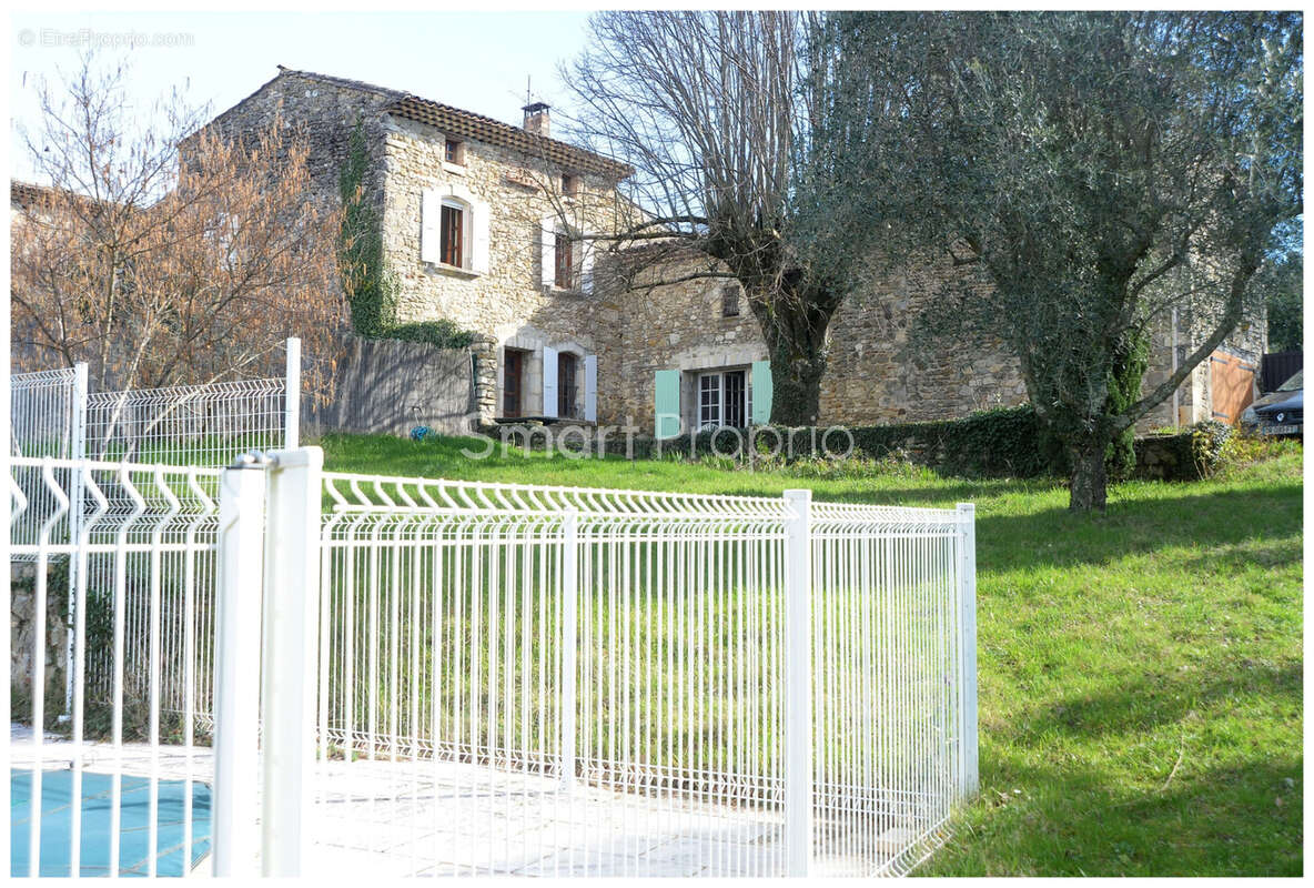 Maison à MONTELIMAR