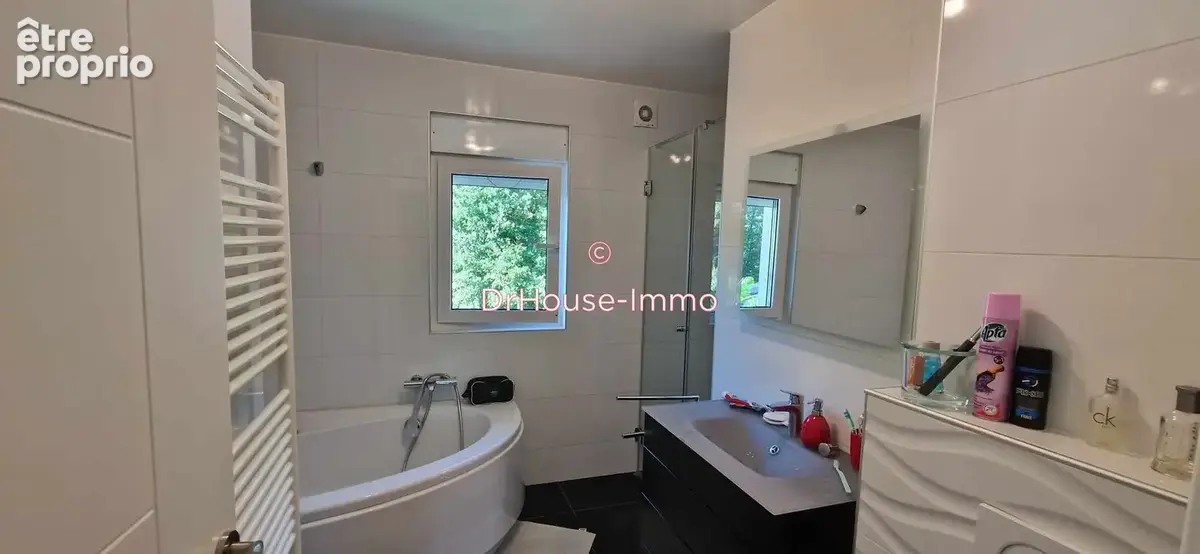 Maison 15 pièces 309 m² à vendre à Veigy-Foncenex (74140) - photo 44
