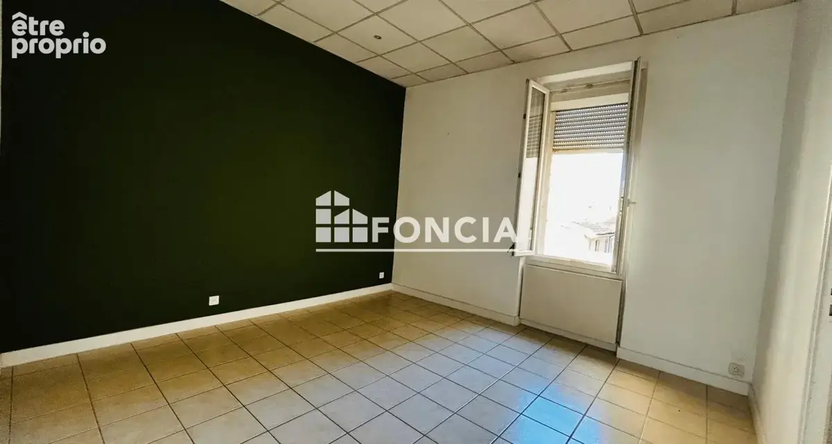 Marseille 5eme 2 pieces dernier etage - photo 5