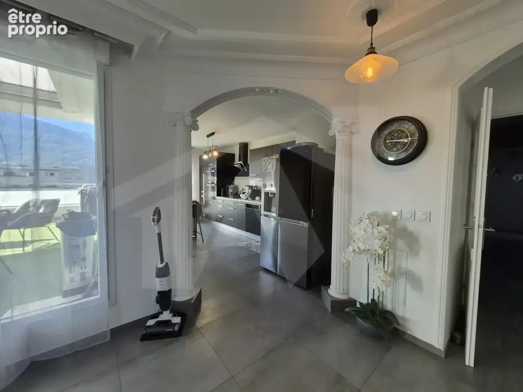 5P+C de 113m2 au dernier étage avec terrasse et vue panorami - photo 6