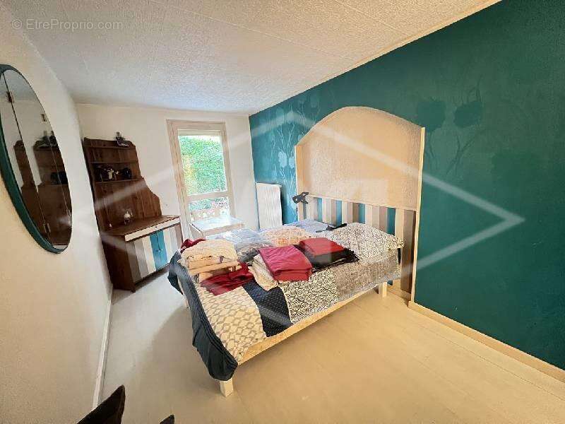 Appartement à COMBS-LA-VILLE