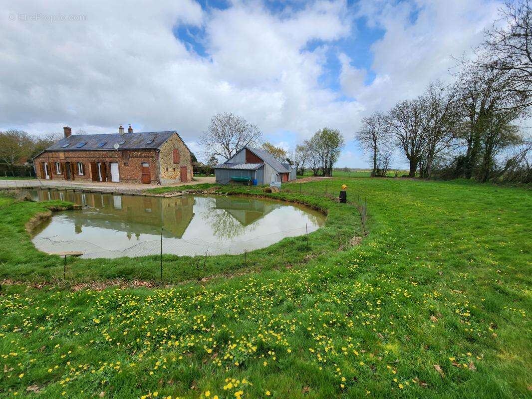 Maison à SAINT-AGIL